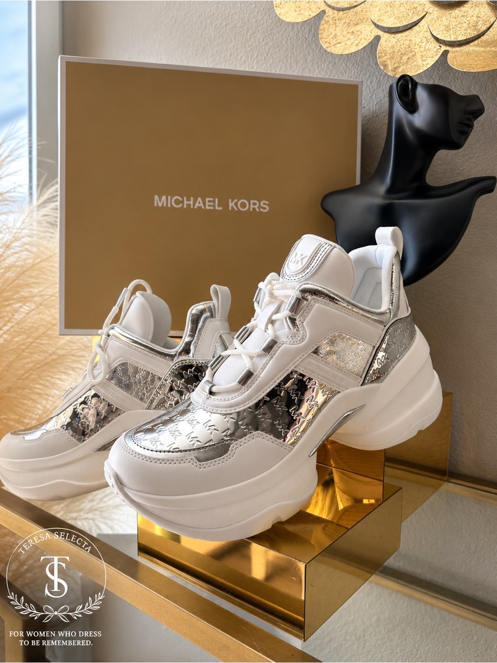 NWT Michael Kors Women's White Metallic Logo Platform Sneakers